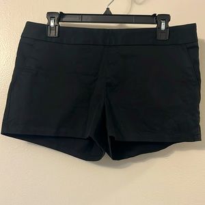 Express dress shorts, black size 8